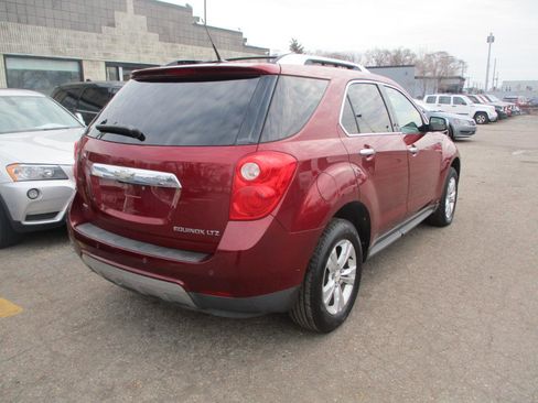 Used 2010 Chevrolet Equinox LTZ image 5