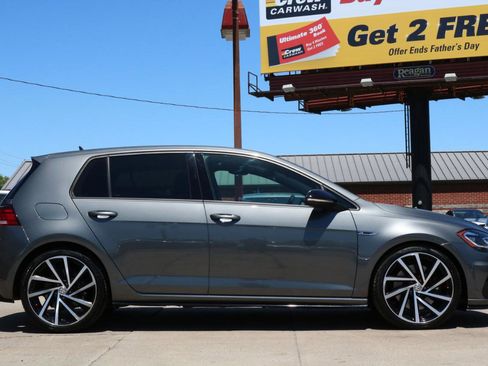 Used 2019 Volkswagen Golf 4-Door AWD/4WD image 10