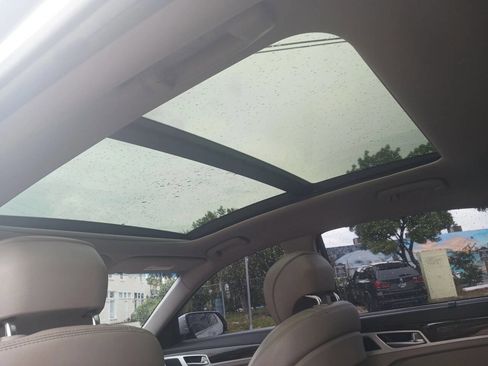 Used 2015 Hyundai Genesis 3.8 w/ Option Group 03 image 16