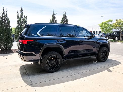 Used 2024 Toyota Sequoia SR5 w/ SR5 Premium Package image 11