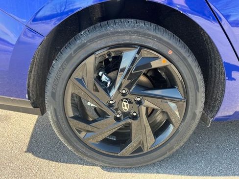 New 2026 Hyundai Elantra SEL Sport Premium FWD image 13
