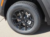 New 2025 Jeep Grand Cherokee Altitude image 6