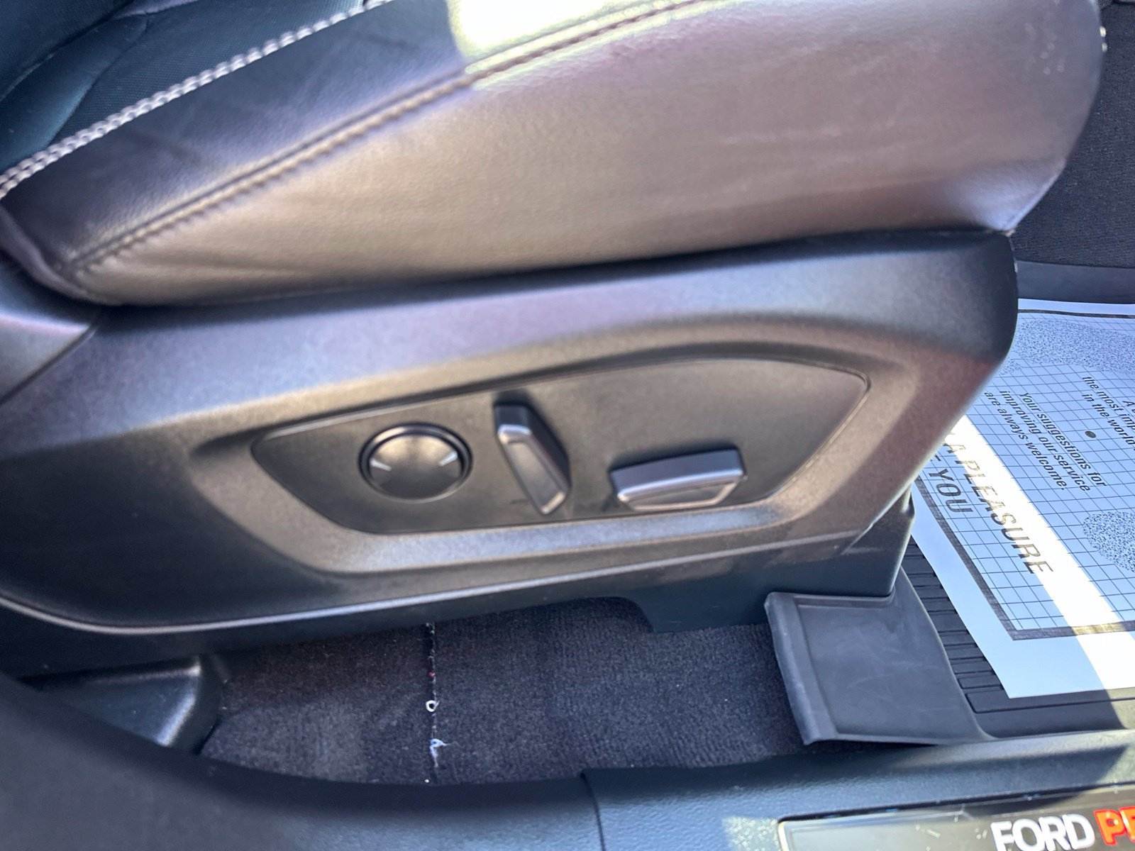Used 2023 Ford Explorer ST w/ Equipment Group 401A AWD/4WD image 43