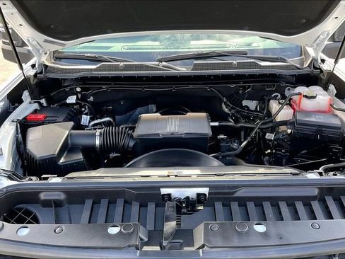 Used 2024 Chevrolet Silverado 2500 W/T w/ WT Convenience Package AWD/4WD image 9