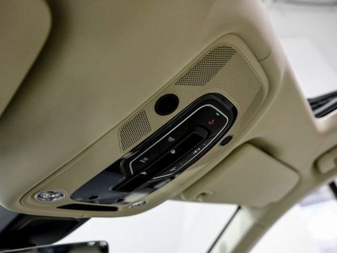 Used 2023 Bentley Bentayga Speed AWD/4WD image 22