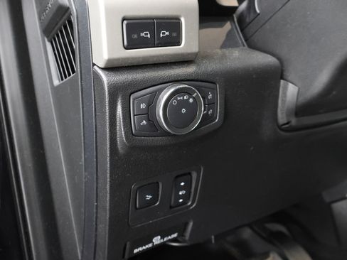 Used 2021 Ford F250 Lariat AWD/4WD image 43