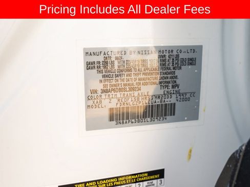 Used 2025 Nissan Kicks SR AWD/4WD image 19