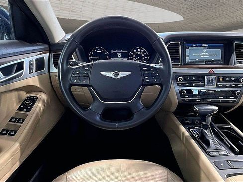 Used 2020 Genesis G80 3.8 RWD image 4