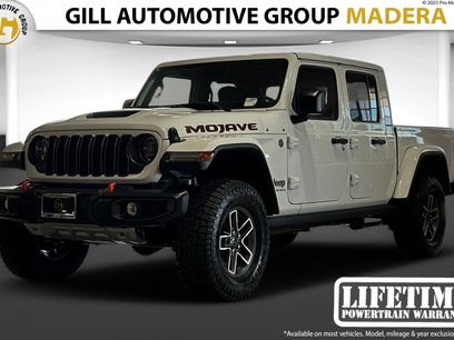 New 2025 Jeep Gladiator Mojave w/ Convenience Group