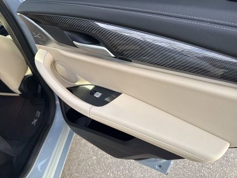Used 2023 BMW X3 M40i w/ Premium Package image 15