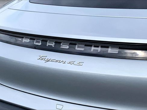 Used 2021 Porsche Taycan 4S w/ Premium Package AWD/4WD image 26