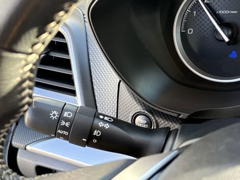 Used 2024 Subaru Forester Premium image 26