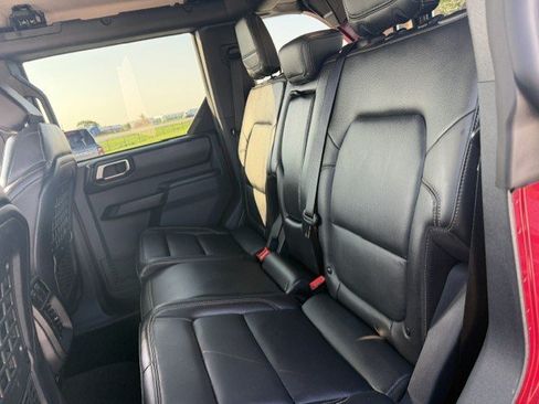 Used 2025 Ford Bronco Badlands AWD/4WD image 26