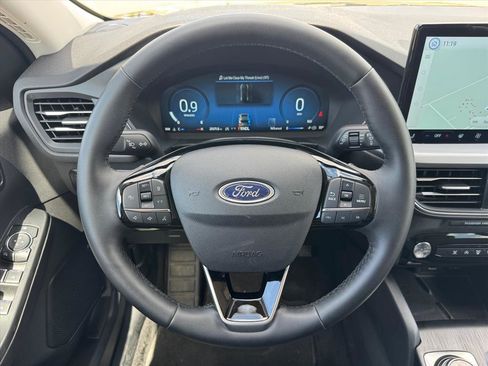 Used 2025 Ford Escape Platinum AWD/4WD image 13