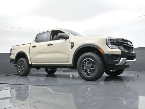 New 2025 Ford Ranger XLT w/ Equipment Group 301A High image 10