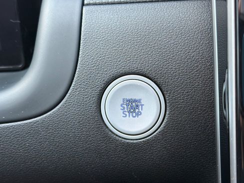 Used 2022 Hyundai Santa Cruz SEL Premium image 18