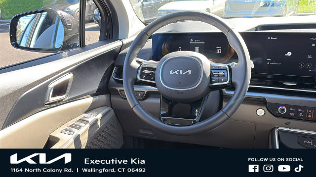Certified 2026 Kia Carnival FWD image 23
