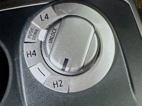 Used 2019 Toyota 4Runner SR5 image 15