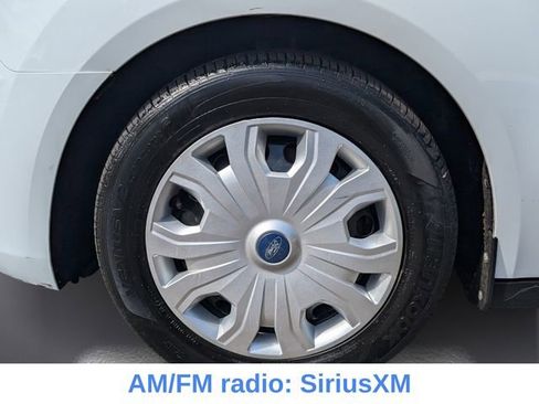 Used 2022 Ford Transit Connect XLT image 5