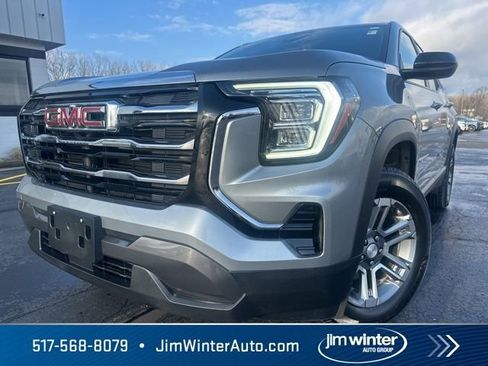 Used 2025 GMC Terrain Elevation AWD/4WD image 1