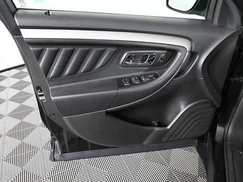 Used 2014 Ford Taurus SEL w/ Equipment Group 201A FWD image 17