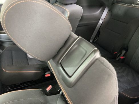 Used 2020 GMC Acadia AT4 w/ Driver Alert Package II AWD/4WD image 10