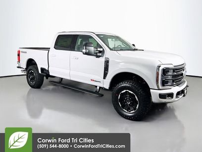 New 2026 Ford F350 Platinum w/ Tremor Off-Road Package