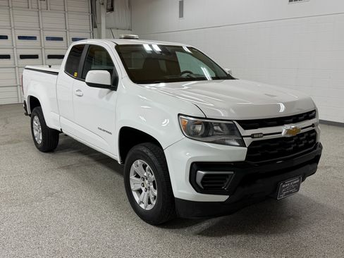Used 2022 Chevrolet Colorado LT w/ Fleet Safety Package image 6