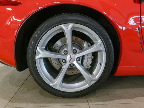 Used 2010 Chevrolet Corvette Grand Sport w/ Preferred Equipment Group RWD image 11