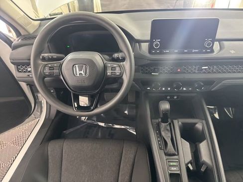 Certified 2024 Honda Accord EX image 35