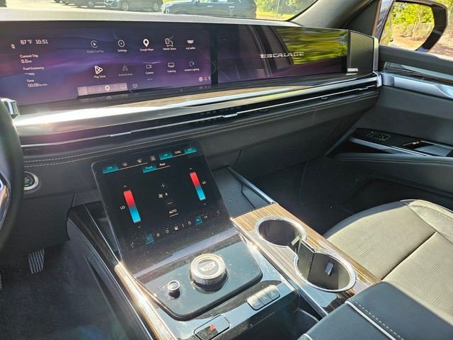 Certified 2026 Cadillac Escalade Luxury AWD/4WD image 21