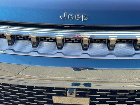 New 2026 Jeep Grand Wagoneer Limited AWD/4WD image 44