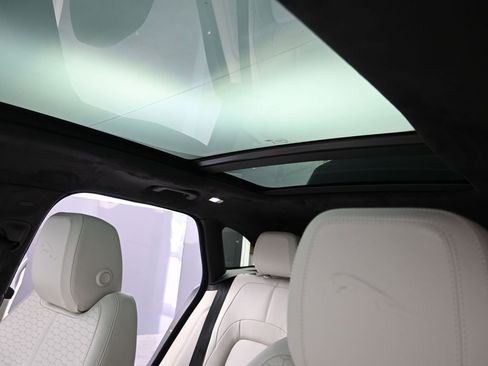 Used 2026 Jaguar F-PACE R-Dynamic S image 28