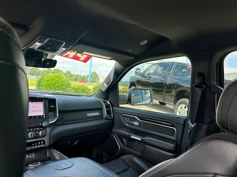 Used 2022 RAM 1500 Laramie w/ Sport Appearance Package AWD/4WD image 38