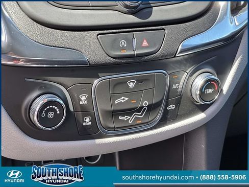 Used 2023 Chevrolet Equinox LS AWD/4WD image 31