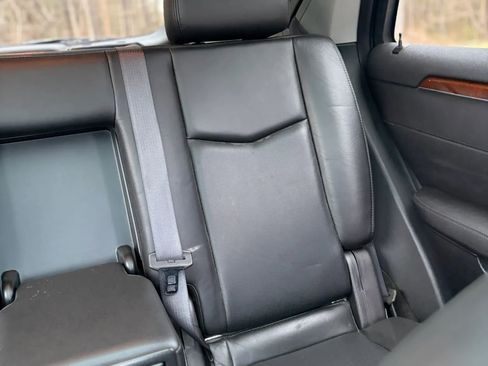 Used 2008 Cadillac SRX AWD w/ Utility Package image 22