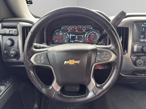 Used 2019 Chevrolet Silverado 1500 LT AWD/4WD image 9