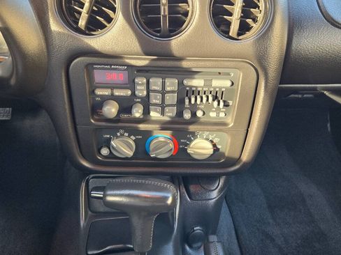 Used 2000 Pontiac Firebird Formula RWD image 20