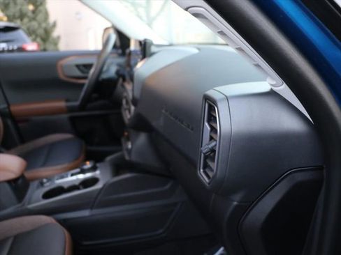 Used 2025 Ford Bronco Sport Outer Banks w/ Outer Banks Tech Package+ image 11