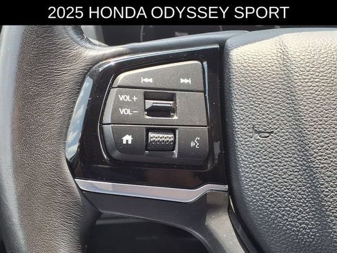 Used 2025 Honda Odyssey Sport-L image 23