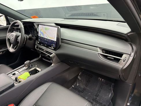 Used 2024 Lexus RX 350 Premium w/ Accessory Package (Z1) image 26