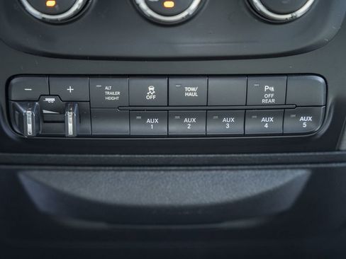 Used 2017 RAM 3500 Tradesman w/ Popular Equipment Group AWD/4WD image 27
