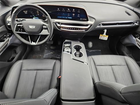 New 2025 Cadillac Lyriq Sport image 12