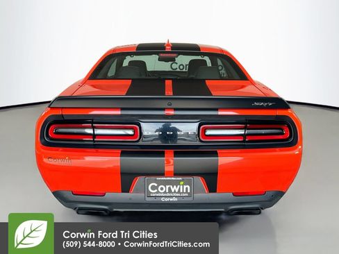 Used 2016 Dodge Challenger SRT Hellcat RWD image 14