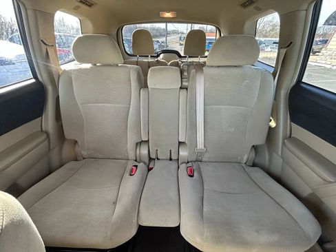 Used 2011 Toyota Highlander 2WD w/ Tech Pkg image 34