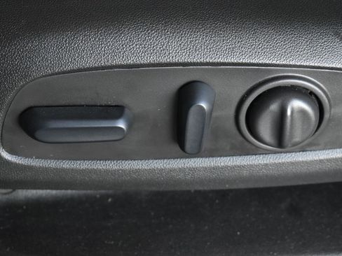 Used 2024 Chevrolet Equinox LT image 14