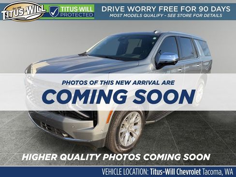 Used 2025 Chevrolet Tahoe Premier AWD/4WD image 2