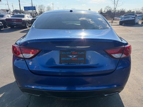 Used 2015 Chrysler 200 S image 4
