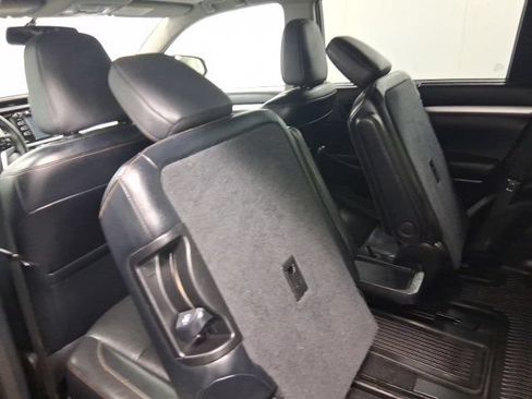 Used 2015 Toyota Highlander XLE AWD/4WD image 24