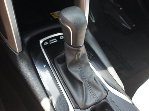 Used 2023 Toyota Corolla Cross AWD Hybrid image 10